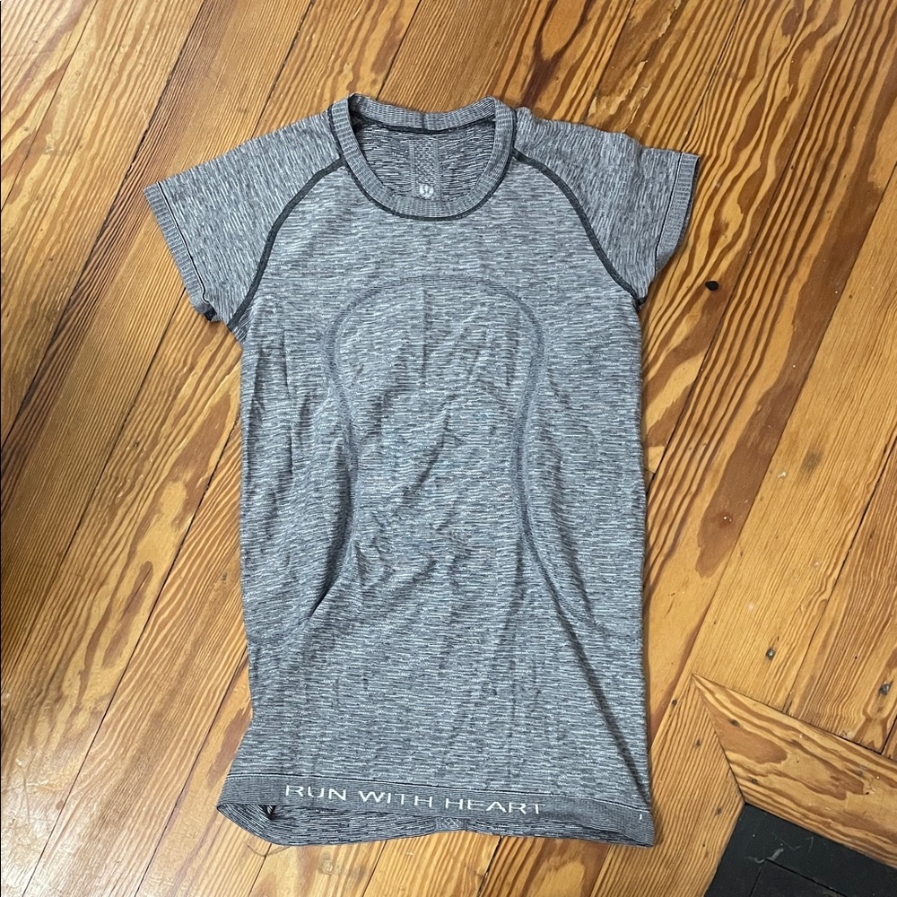 lululemon Women's Swiftly Tech Short-Sleeve Top